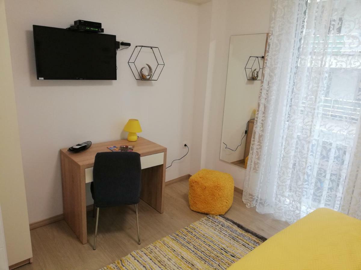 Kalelarga 4 Apartment